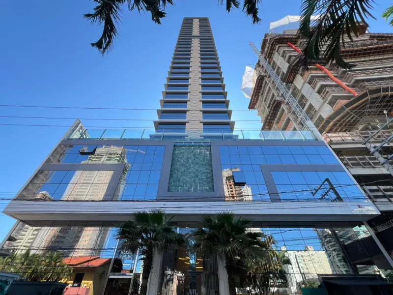 GRAND MIRAGE