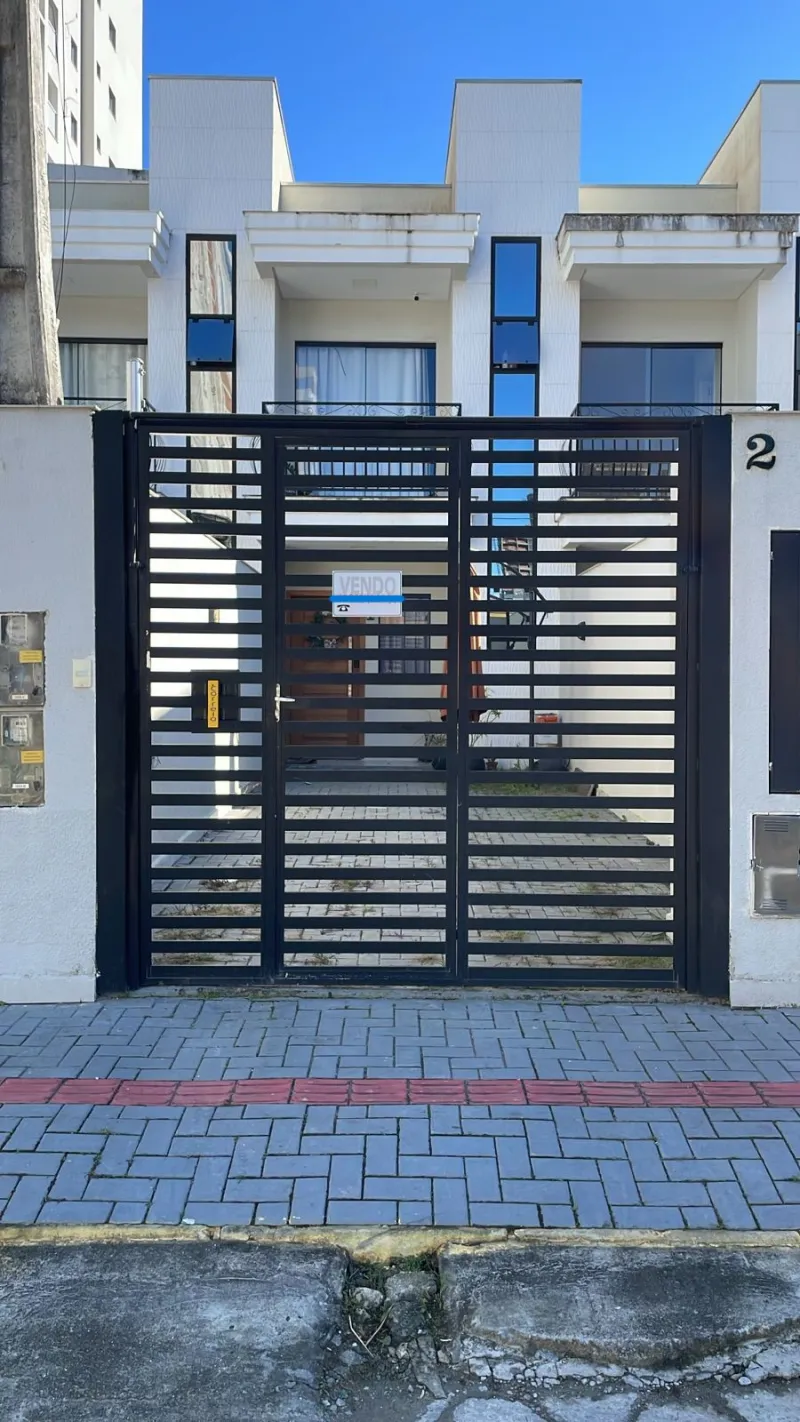 SOBRADO RUA 406B