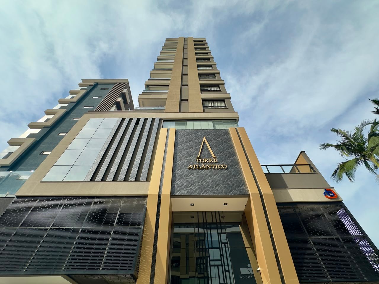 TORRE ATLÂNTICO